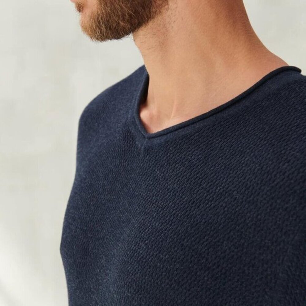 LUCKY BRAND Mens Welterweight V-Neck Sweater Navy Blue Knit Lightweight Pullover - Picture 3 of 16